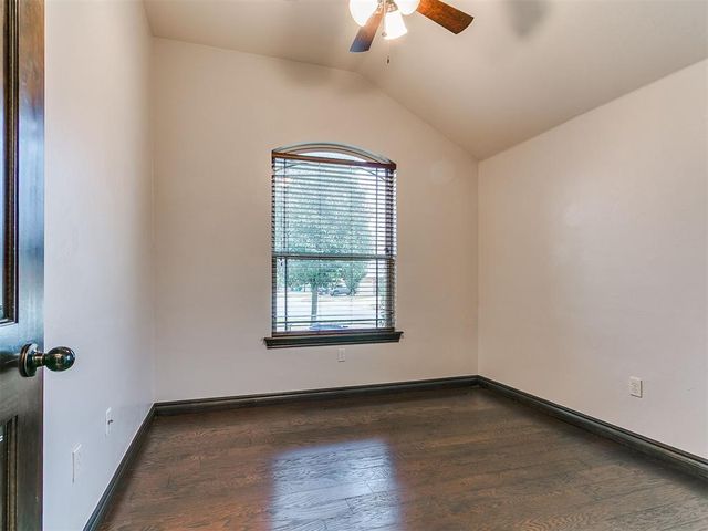 2200 Timber Ridge, Yukon, OK 73099