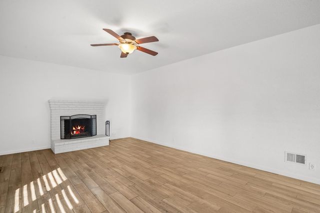 3913 Viader Dr, Modesto, CA 95356