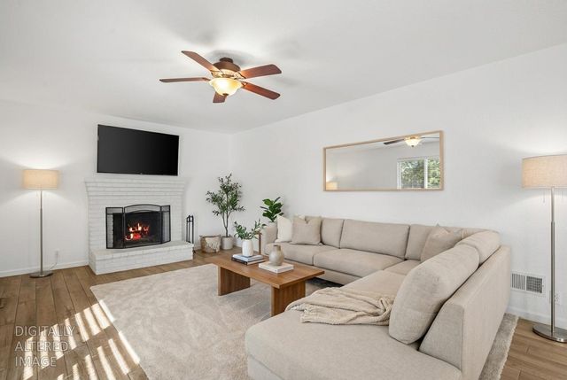 3913 Viader Dr, Modesto, CA 95356