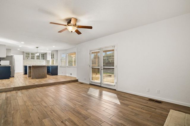 3913 Viader Dr, Modesto, CA 95356