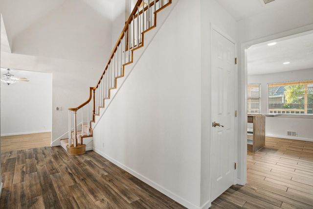 3913 Viader Dr, Modesto, CA 95356