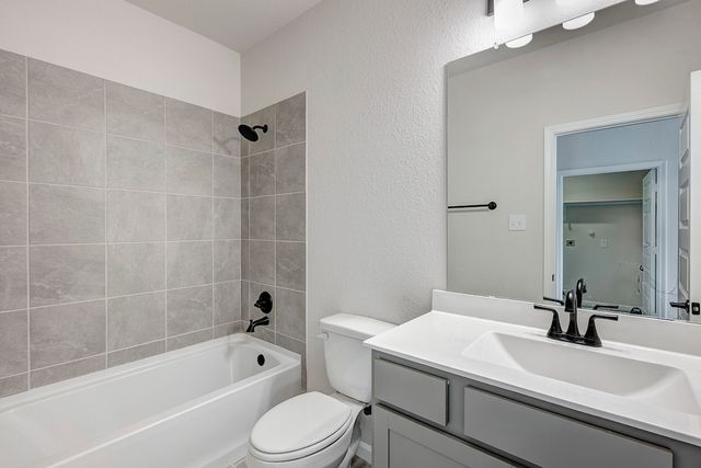 1233 Anderson Drive, Trenton, TX 75490