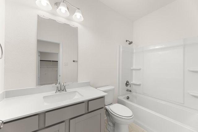 1233 Anderson Drive, Trenton, TX 75490