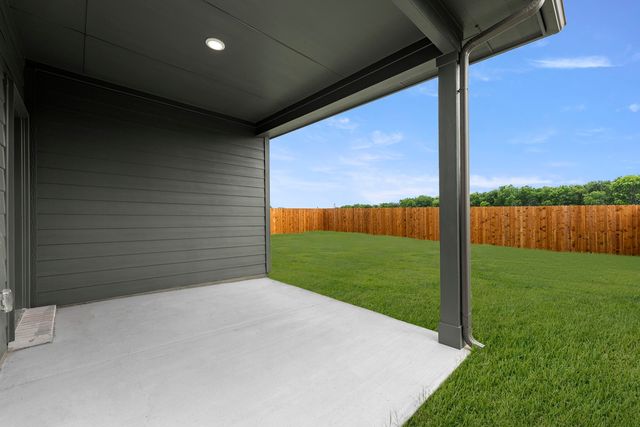 1233 Anderson Drive, Trenton, TX 75490