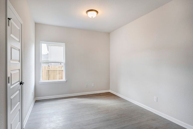 1233 Anderson Drive, Trenton, TX 75490