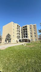 1750 N Marywood Avenue 603, Aurora, IL 60505