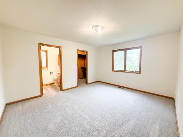 2725 Lismore Drive, Goshen, IN 46526