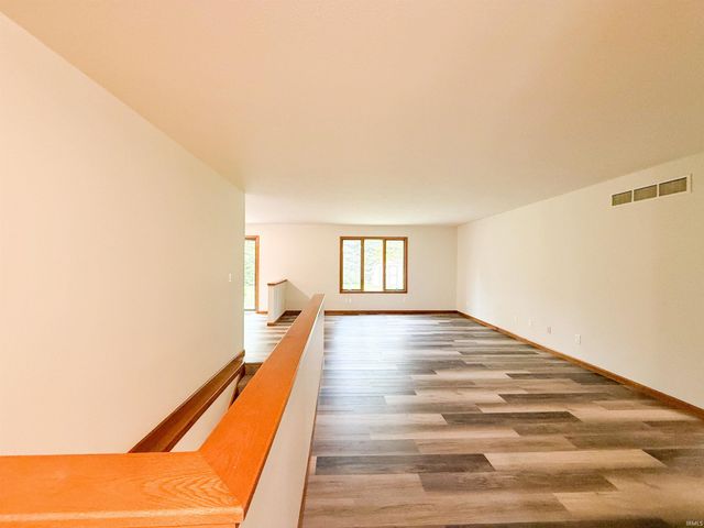 2725 Lismore Drive, Goshen, IN 46526
