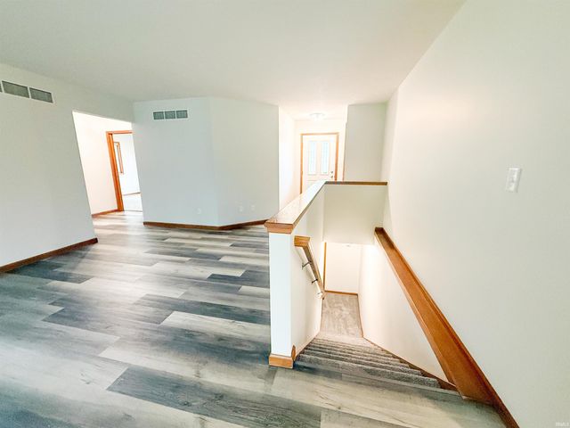 2725 Lismore Drive, Goshen, IN 46526