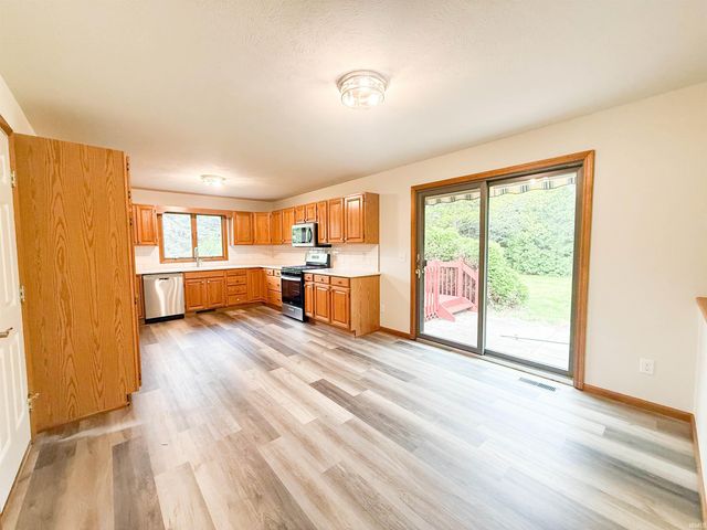 2725 Lismore Drive, Goshen, IN 46526