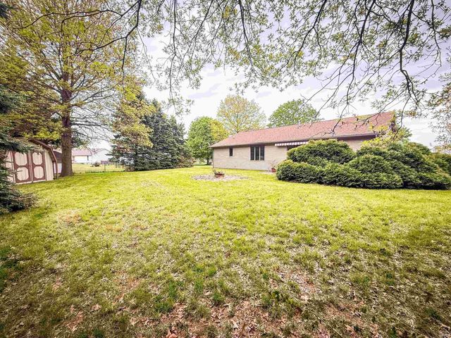 2725 Lismore Drive, Goshen, IN 46526