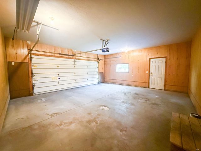 2725 Lismore Drive, Goshen, IN 46526