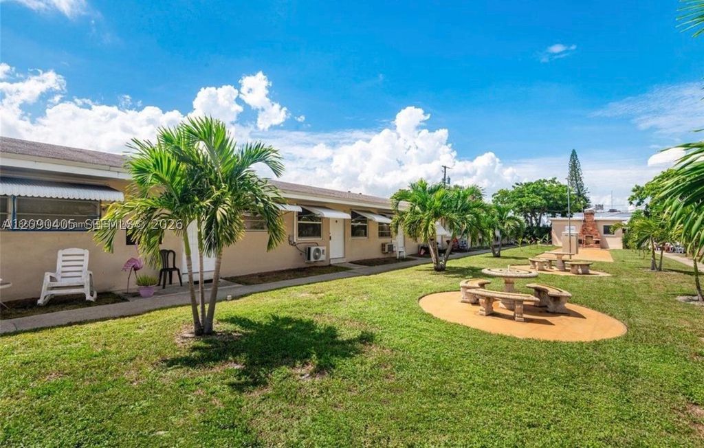 2901 Polk St 2, Hollywood, FL 33020