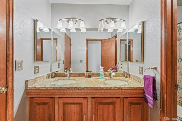 5756 W Atlantic Place, Lakewood, CO 80227