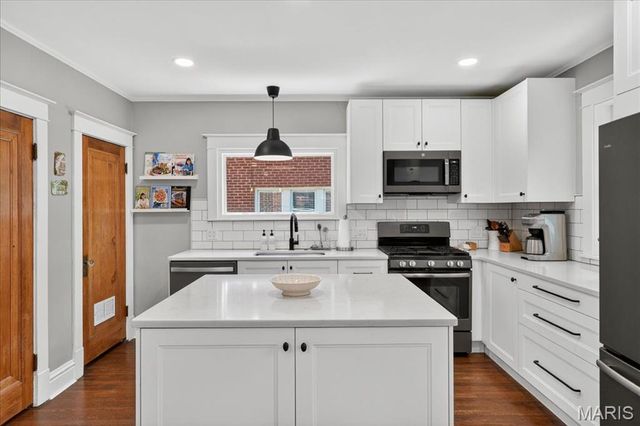 7324 Colgate Avenue, University City, MO 63130
