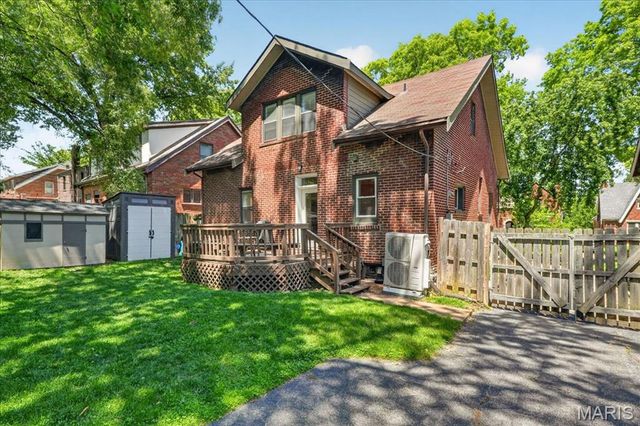 7324 Colgate Avenue, University City, MO 63130