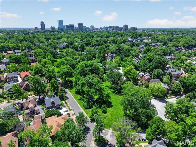 7324 Colgate Avenue, University City, MO 63130