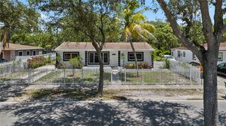 1075 NW 127th St, North Miami, FL 33168