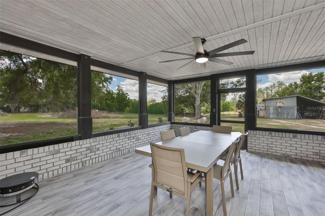 2802 HIDEAWAY LANE, Valrico, FL 33596