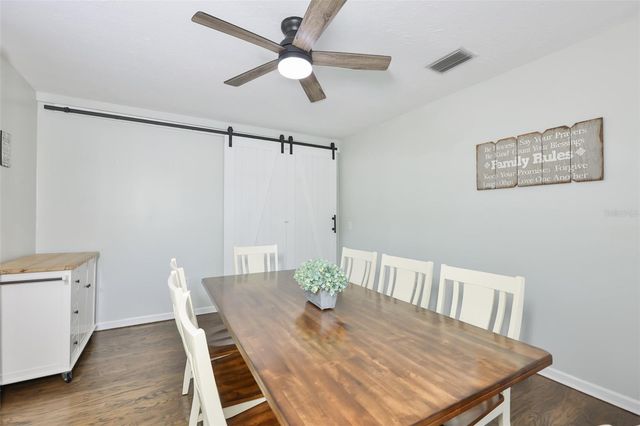 2802 HIDEAWAY LANE, Valrico, FL 33596