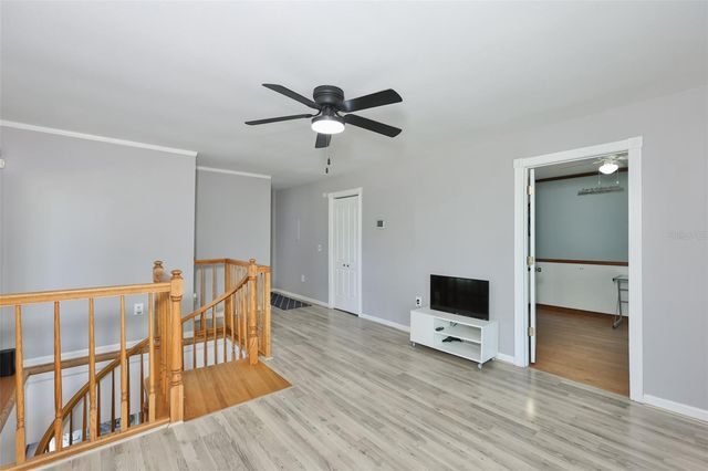 2802 HIDEAWAY LANE, Valrico, FL 33596