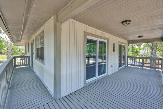 2802 HIDEAWAY LANE, Valrico, FL 33596