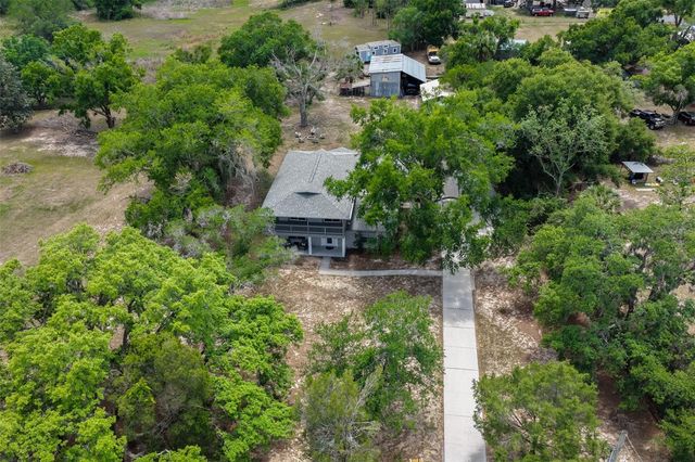 2802 HIDEAWAY LANE, Valrico, FL 33596