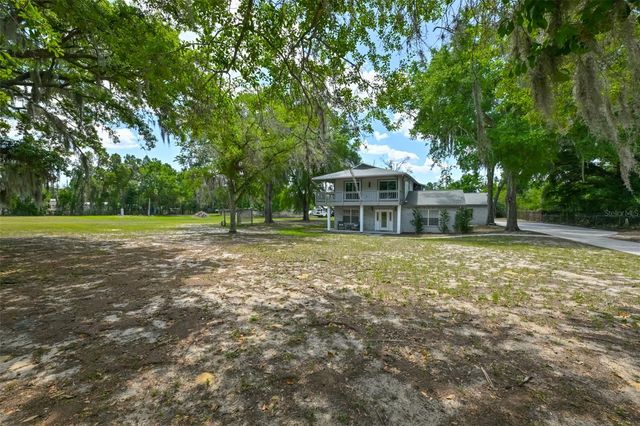 2802 HIDEAWAY LANE, Valrico, FL 33596