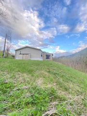 2095 Vermont Route 14, Sharon, VT 05065