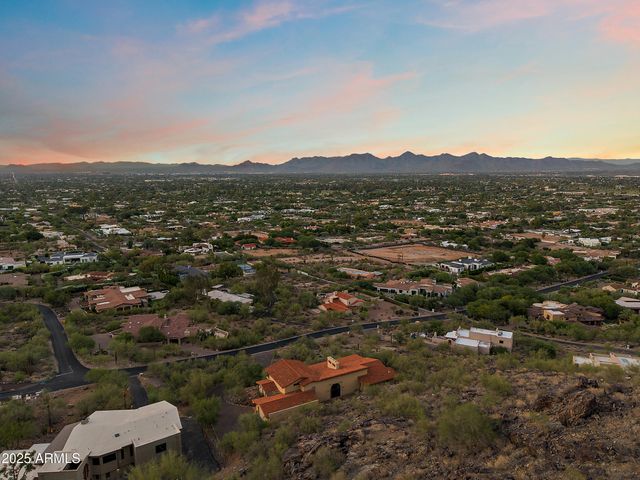 6349 E HUMMINGBIRD Lane, Paradise Valley, AZ 85253