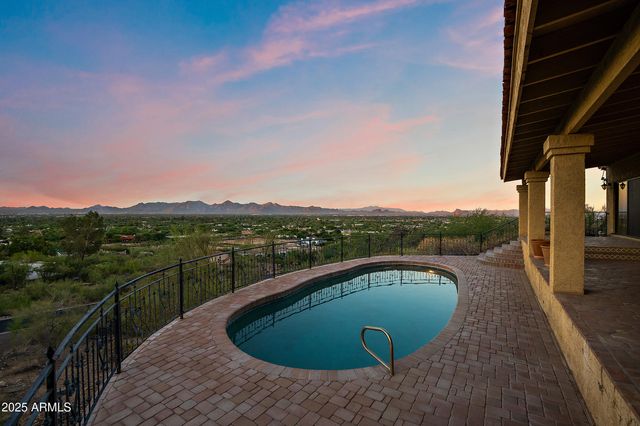 6349 E HUMMINGBIRD Lane, Paradise Valley, AZ 85253