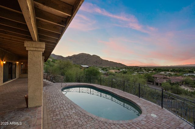6349 E HUMMINGBIRD Lane, Paradise Valley, AZ 85253