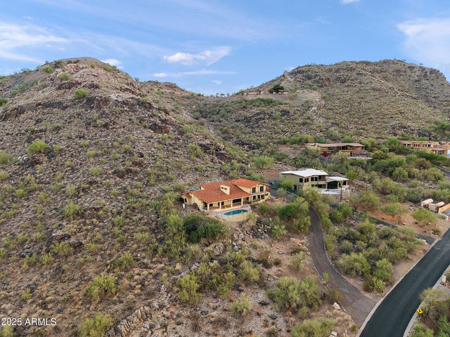 6349 E HUMMINGBIRD Lane, Paradise Valley, AZ 85253