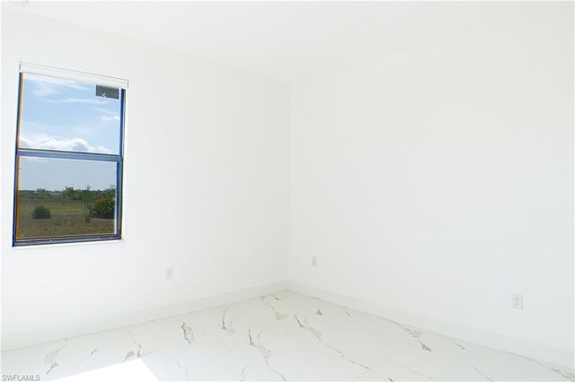 4145 68th AVE NE, Naples, FL 34120