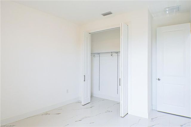 4145 68th AVE NE, Naples, FL 34120