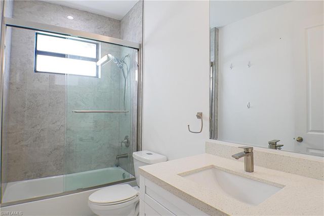 4145 68th AVE NE, Naples, FL 34120