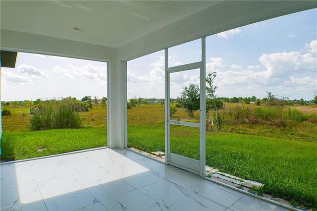 4145 68th AVE NE, Naples, FL 34120