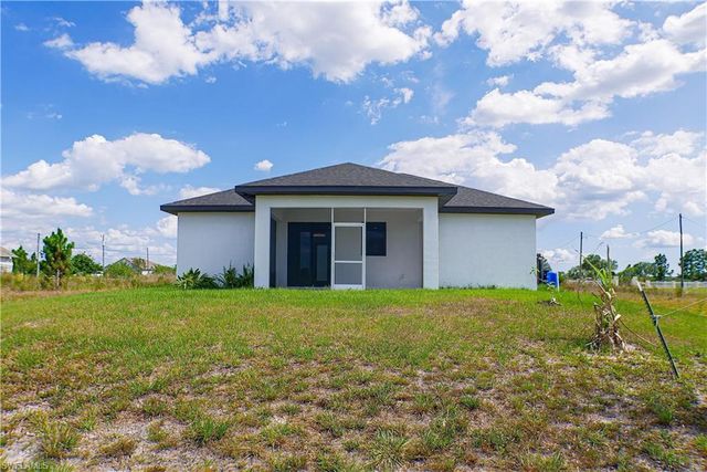 4145 68th AVE NE, Naples, FL 34120