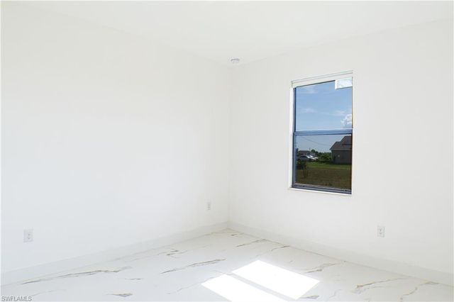 4145 68th AVE NE, Naples, FL 34120