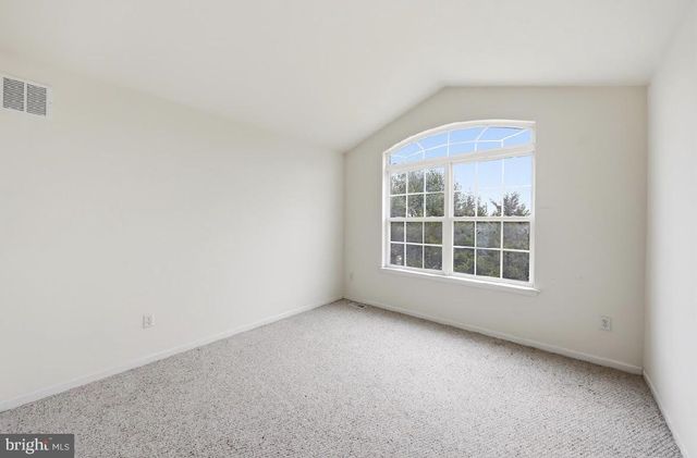 38 CENTENNIAL DR, Hammonton, NJ 08037