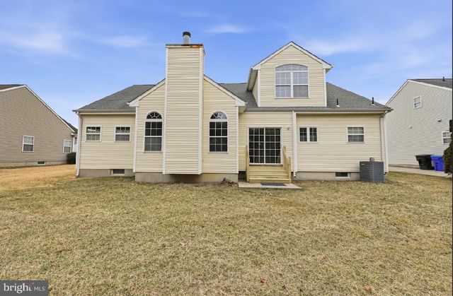 38 CENTENNIAL DR, Hammonton, NJ 08037