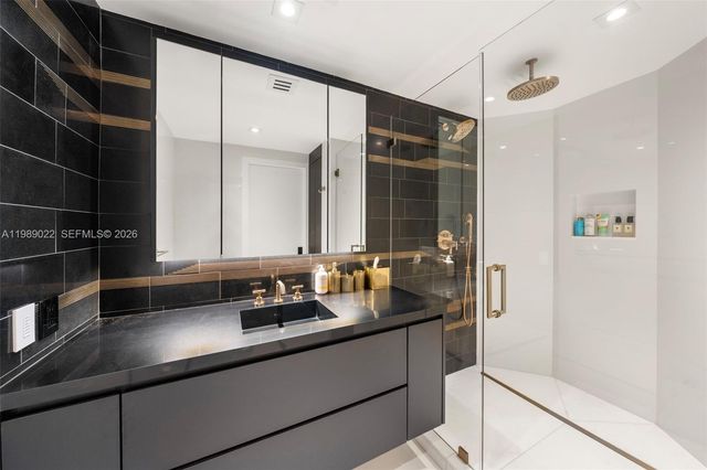 9999 Collins Avenue 11J, Bal Harbour, FL 33154