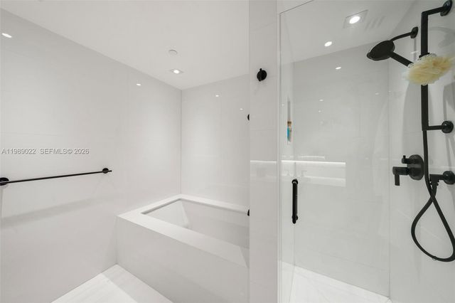 9999 Collins Avenue 11J, Bal Harbour, FL 33154