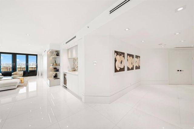 9999 Collins Avenue 11J, Bal Harbour, FL 33154
