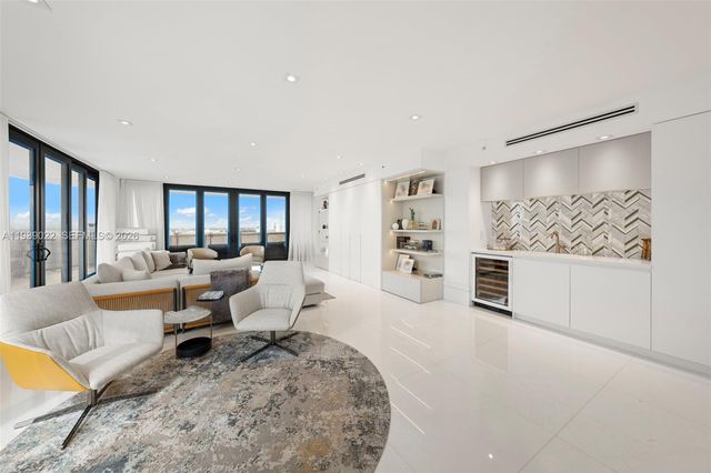 9999 Collins Avenue 11J, Bal Harbour, FL 33154