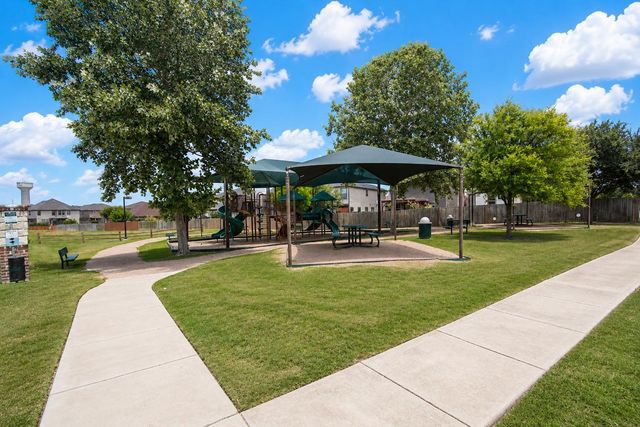 102 Landing LN, New Braunfels, TX 78130