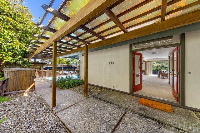 2 Tamalpais Ave, Belvedere, CA 94920