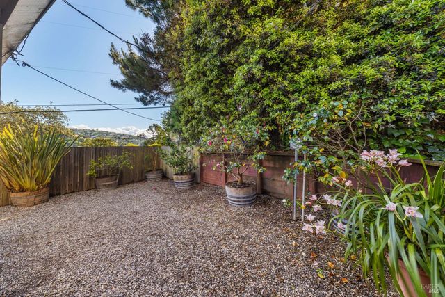 2 Tamalpais Ave, Belvedere, CA 94920