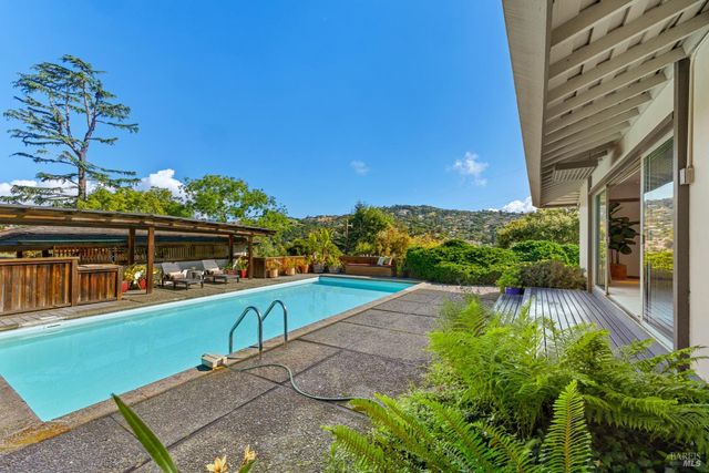 2 Tamalpais Ave, Belvedere, CA 94920