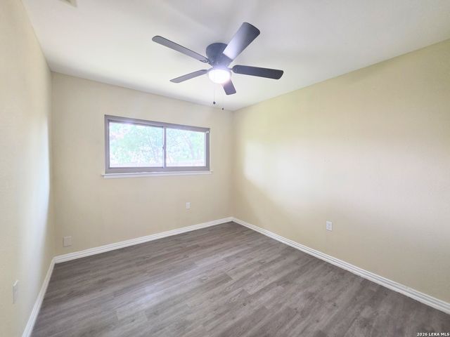 5931 AUTUMN LK, San Antonio, TX 78222
